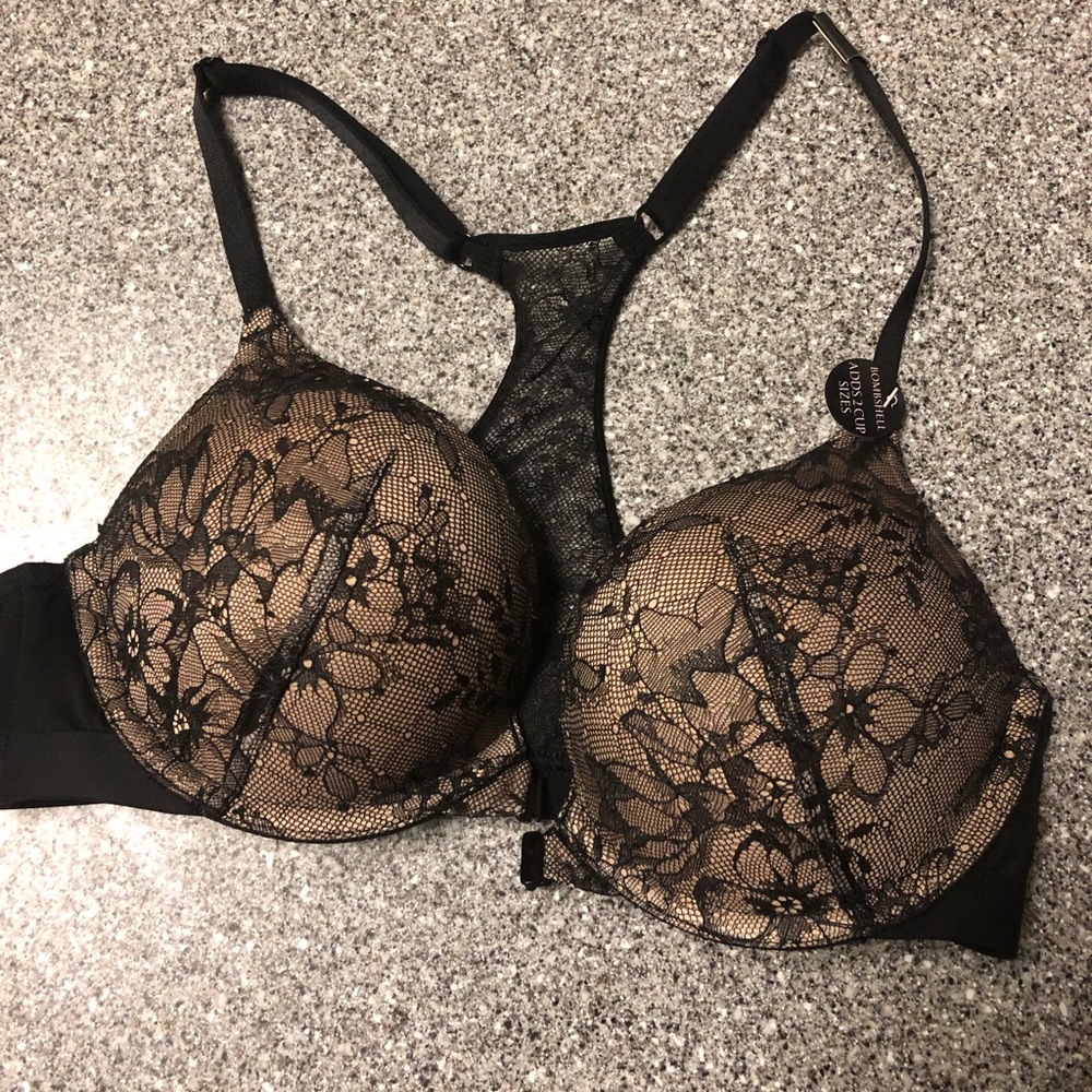Victoria’s Secret Bombshell Bra with tags!